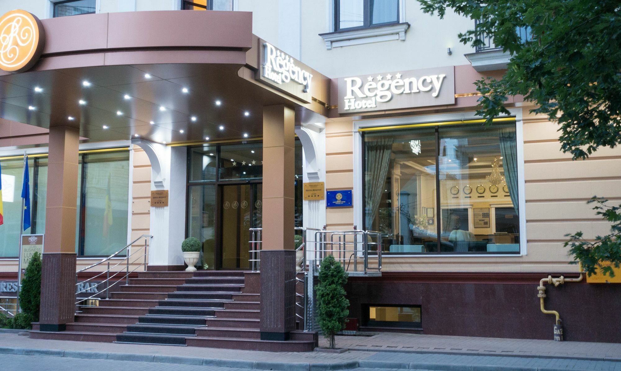 Regency Hotel Kischinau Exterior foto